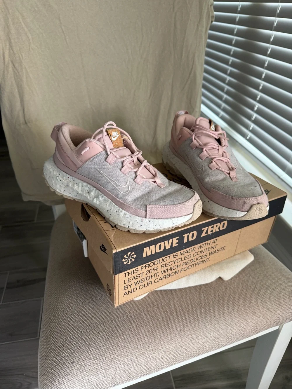 Nike Women's Pink Neutral Casual Sneakers